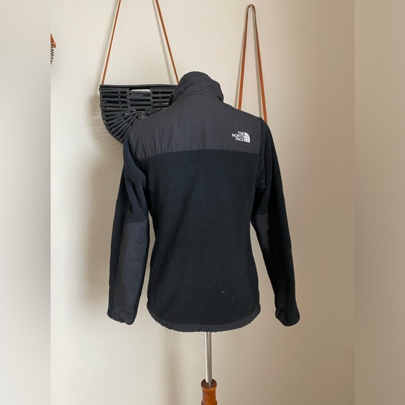 The Northface Fleece Jacket, Size Small - Picture 4 of 5